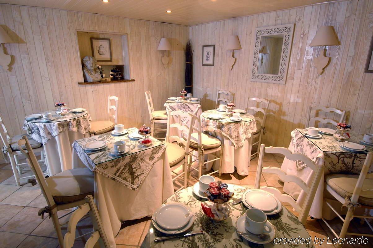 Hotel La Residence Du Berry Versailles Restaurant photo